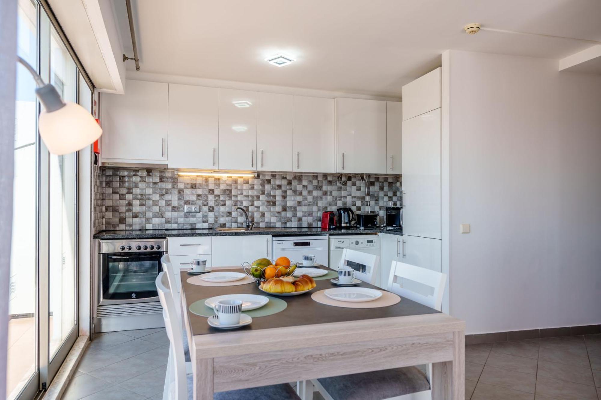 Breathtaking Coral Ocean View Apartment At Oa ปอร์ติเมา ภายนอก รูปภาพ