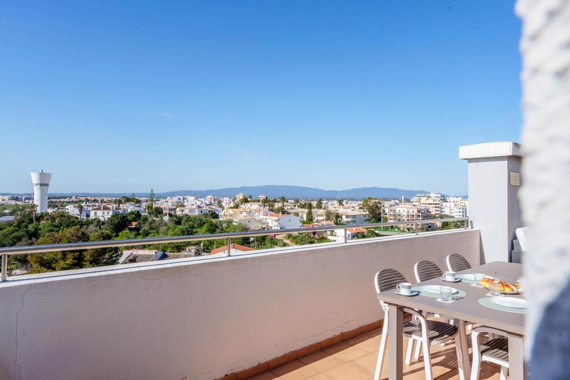 Breathtaking Coral Ocean View Apartment At Oa ปอร์ติเมา ภายนอก รูปภาพ