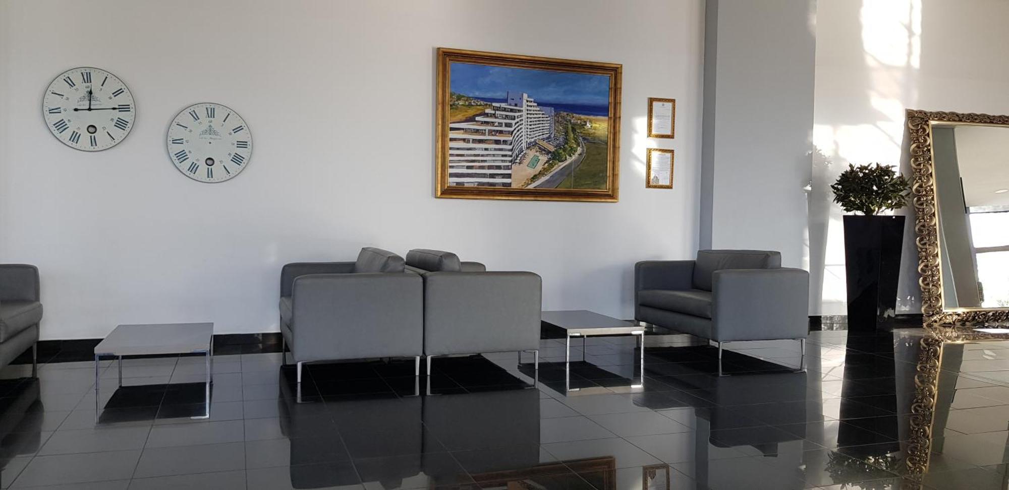 Breathtaking Coral Ocean View Apartment At Oa ปอร์ติเมา ภายนอก รูปภาพ